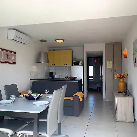 Village Naturiste Persepolis Apartment